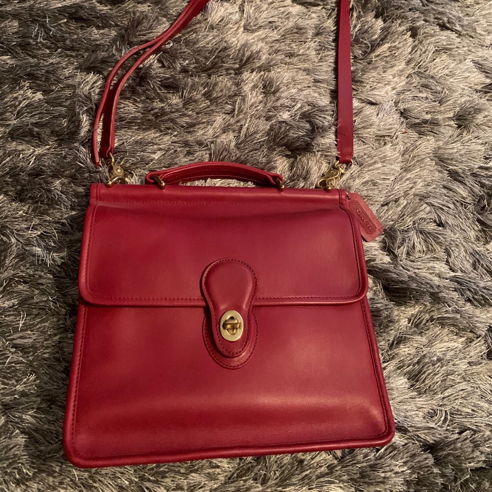 Authentic Vintage Coach Willis